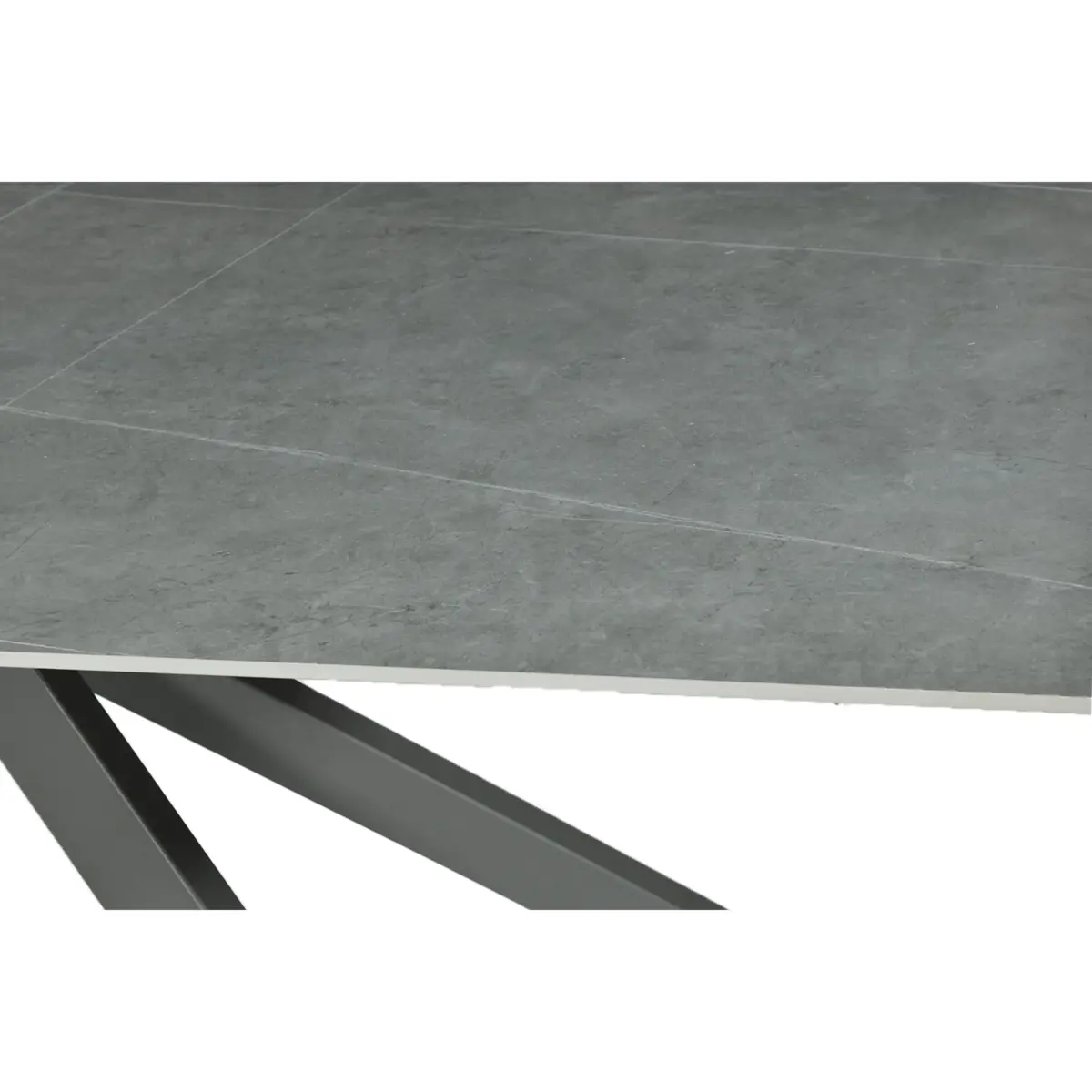 ALIEN Dining Table