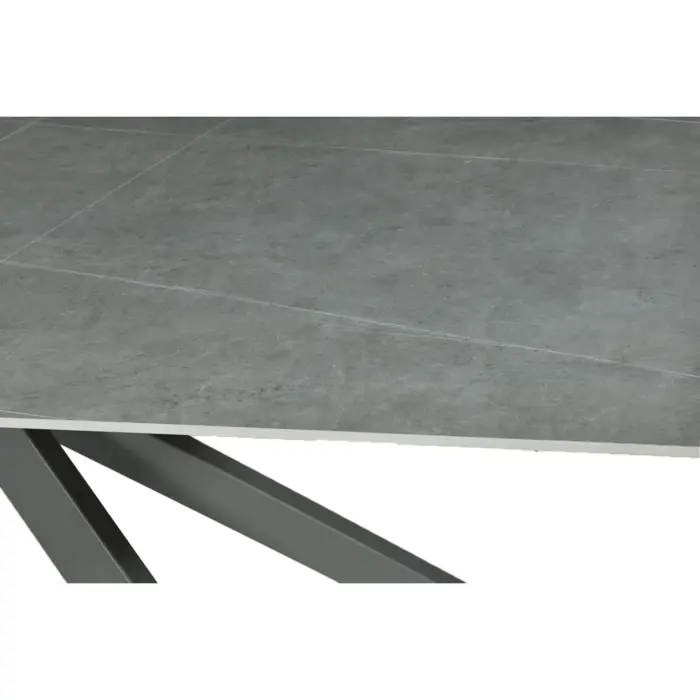 ALIEN Dining Table