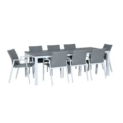 VASKA Outdoor Dining Set