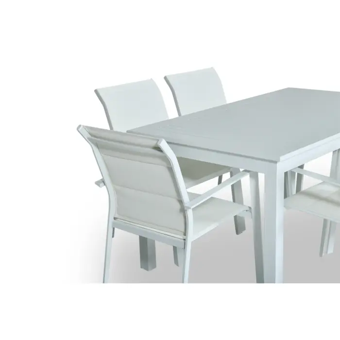 TRAYS Outdoor Dining Set