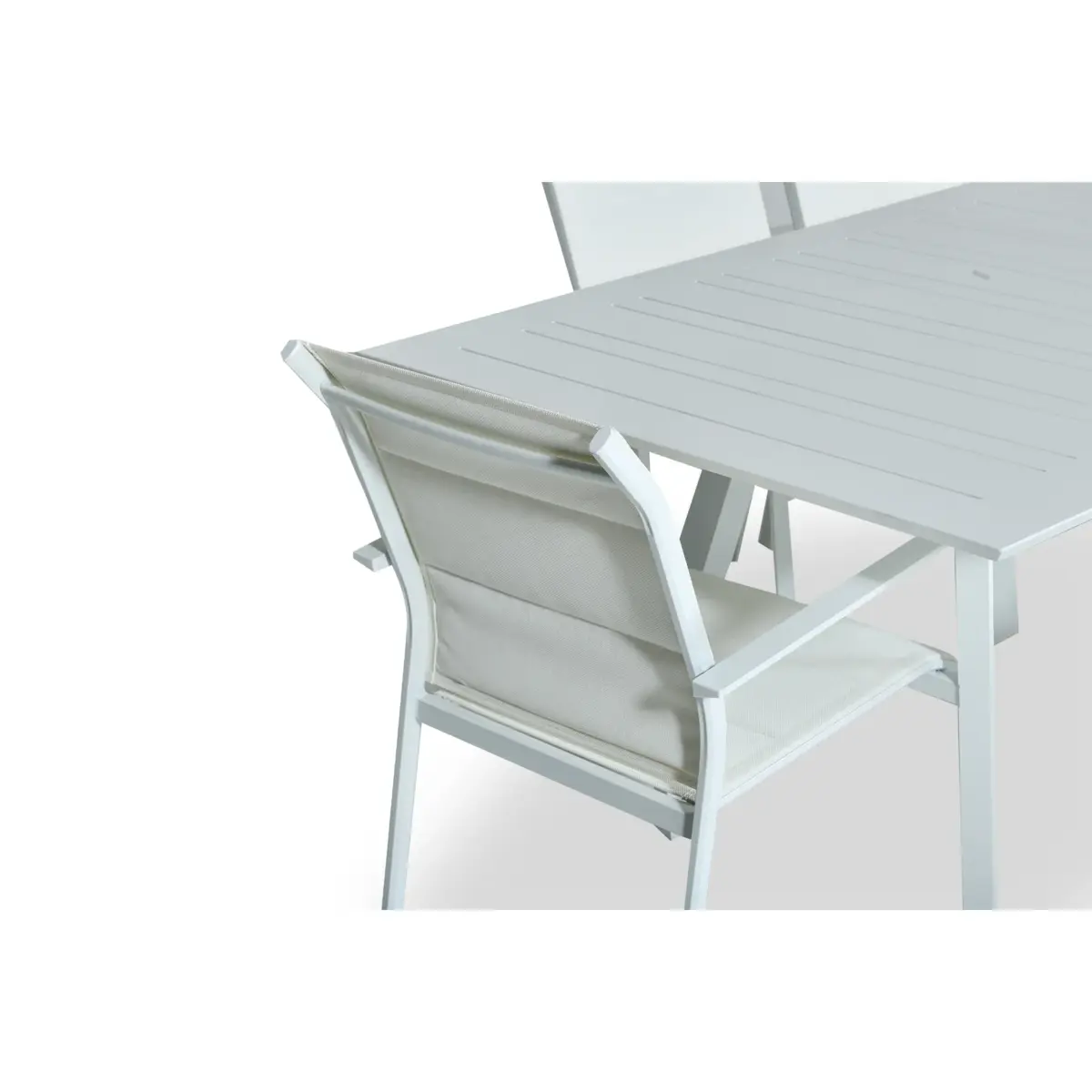 SAVOR Outdoor Dining Set