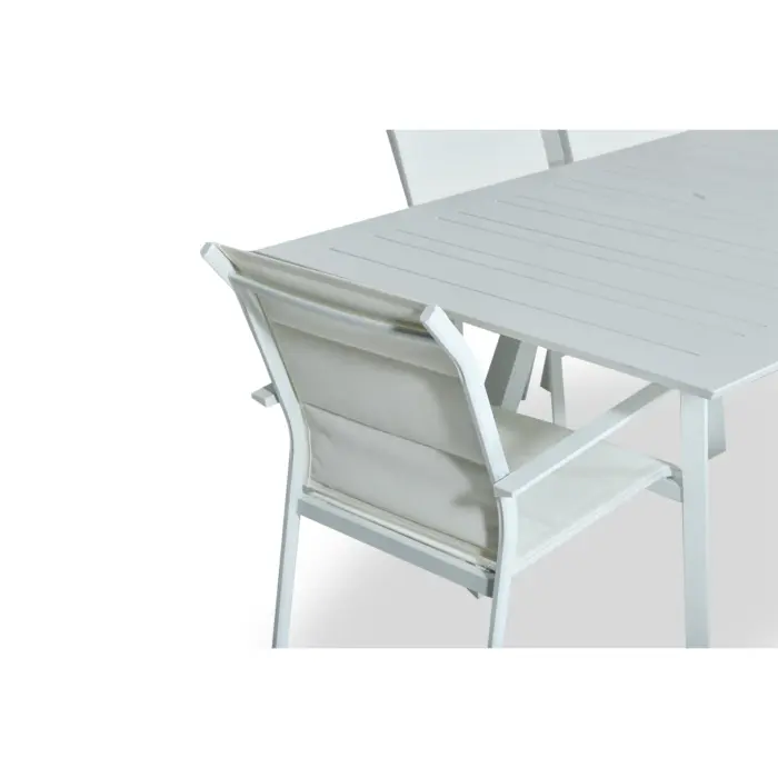 SAVOR Outdoor Dining Set