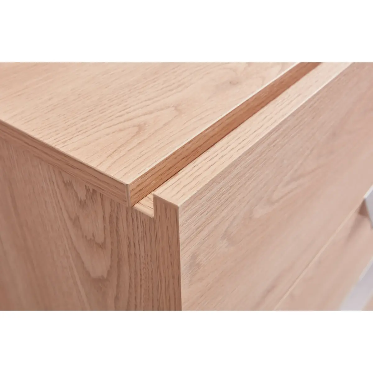 LUMIN Chest Of Drawer