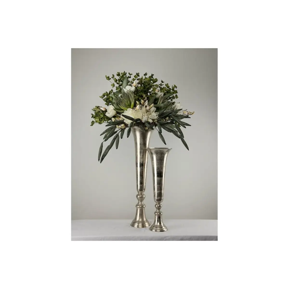 Flores Vase Alumin Silver