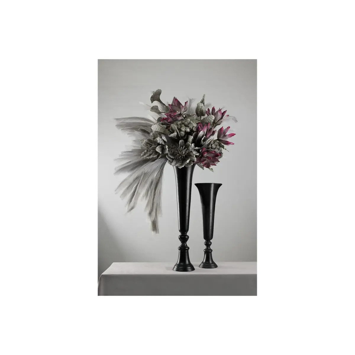 Flores Vase Aluminium Black