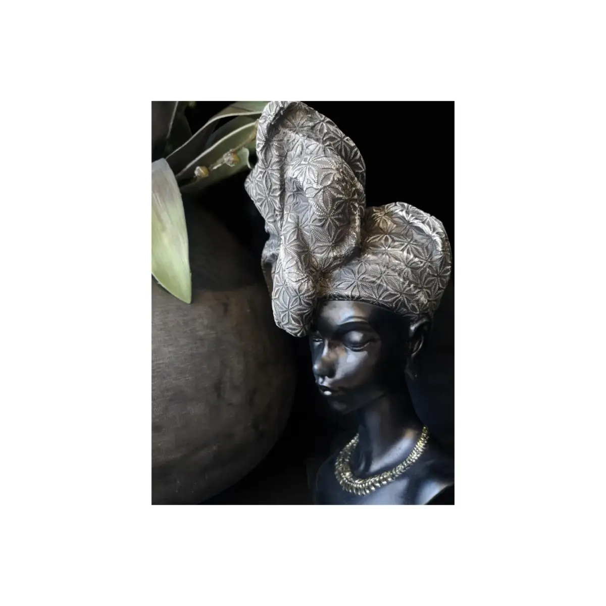 Dame Deco Figure
