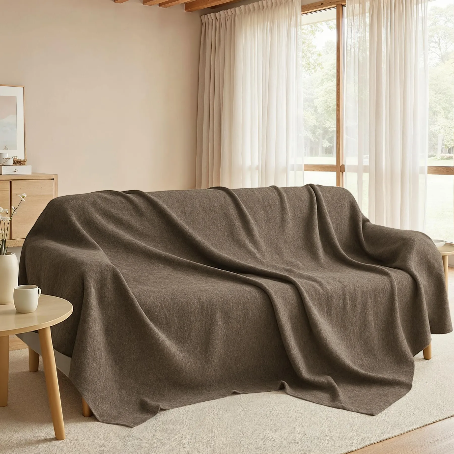 Four Day Polyester Chenille Sofa Throw 180 × 150 cm – Brown