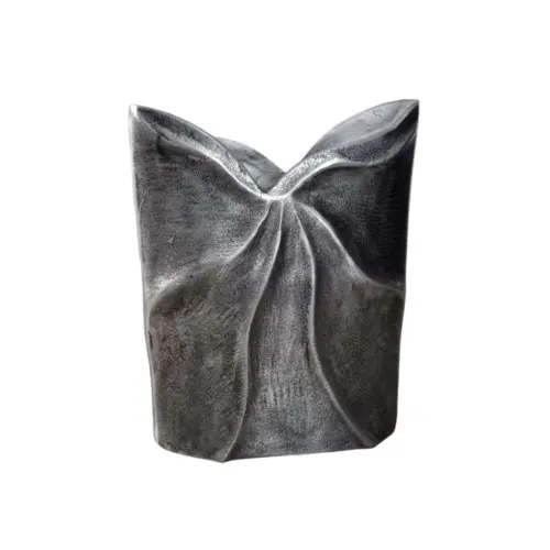 IWA Vase