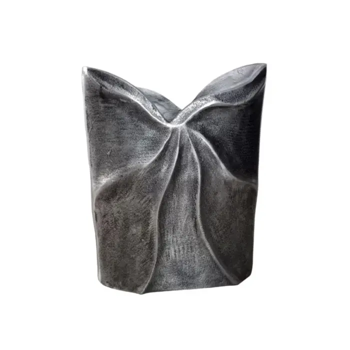 IWA Vase
