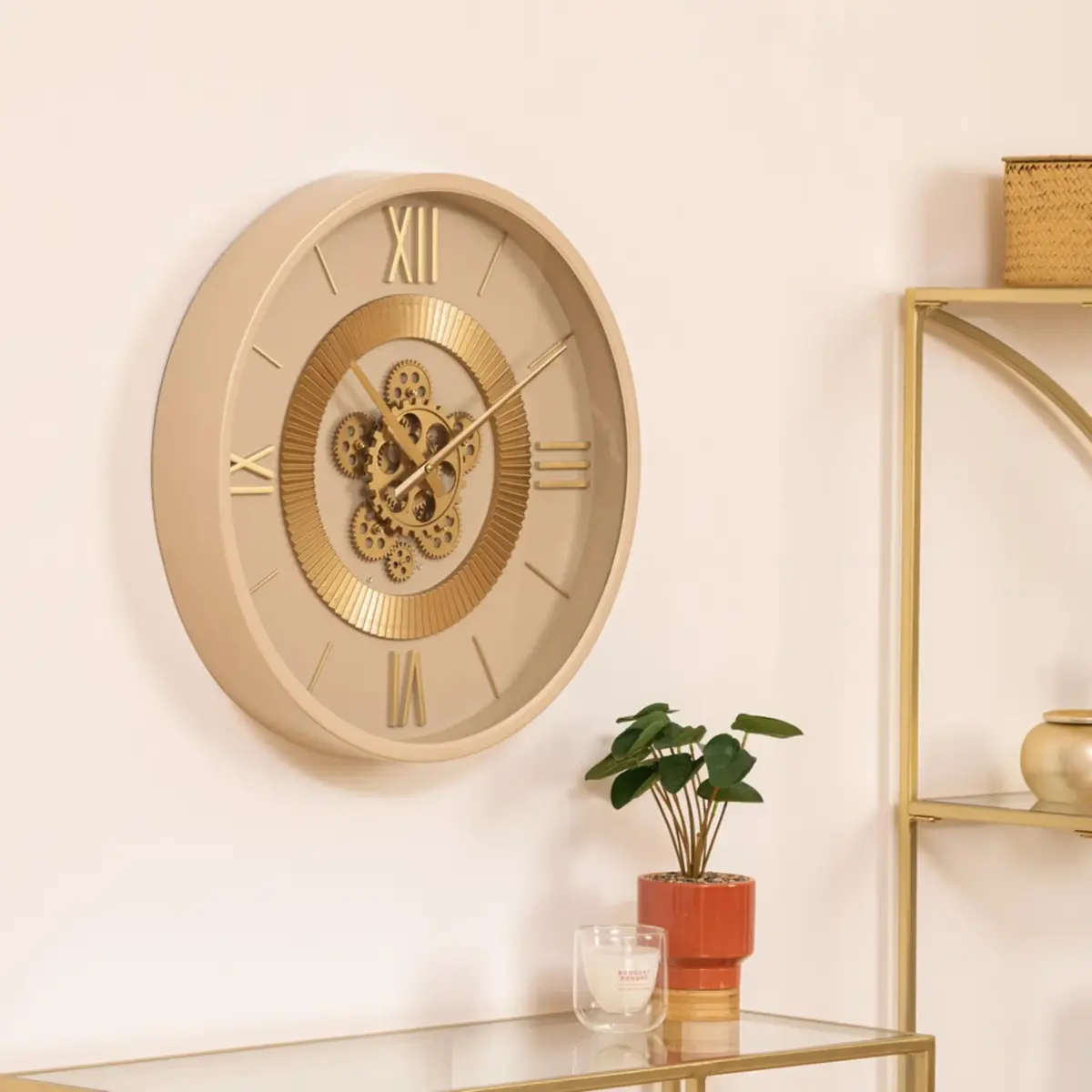Giuliana Clock