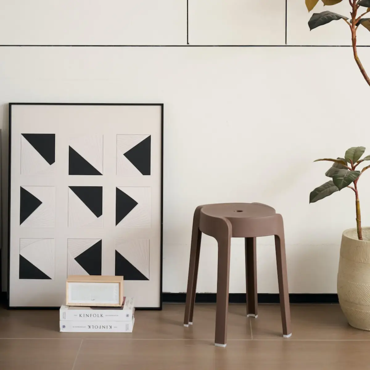 SOLIS Stool