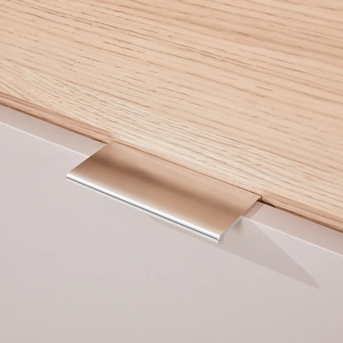 MODIRA Dressing Table