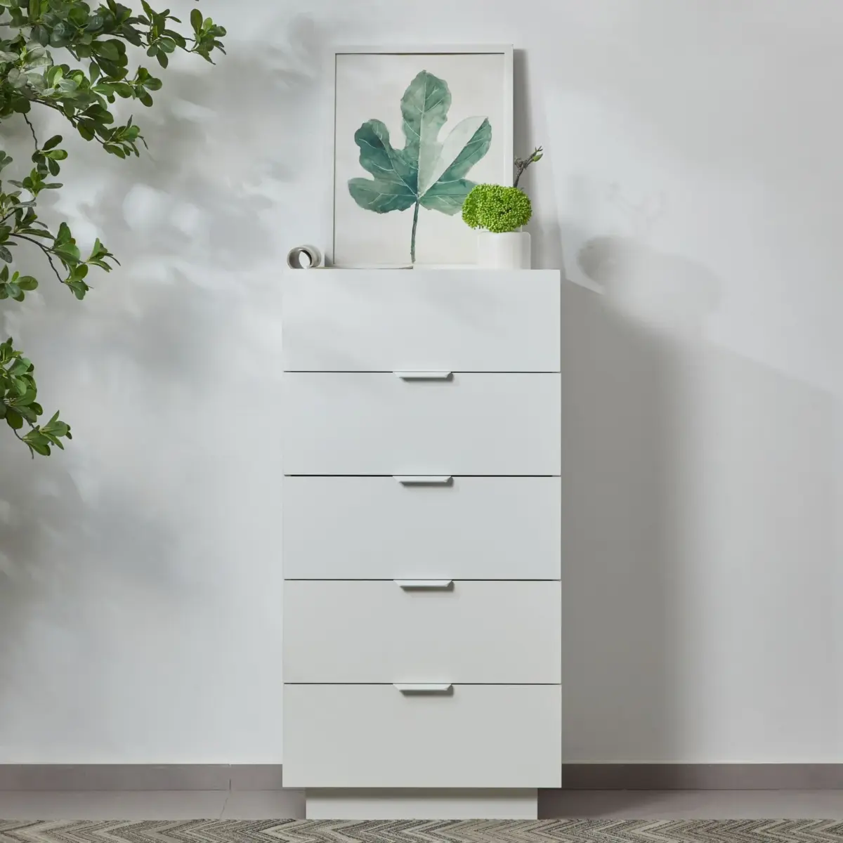CLOSIA Chest Of Drawer