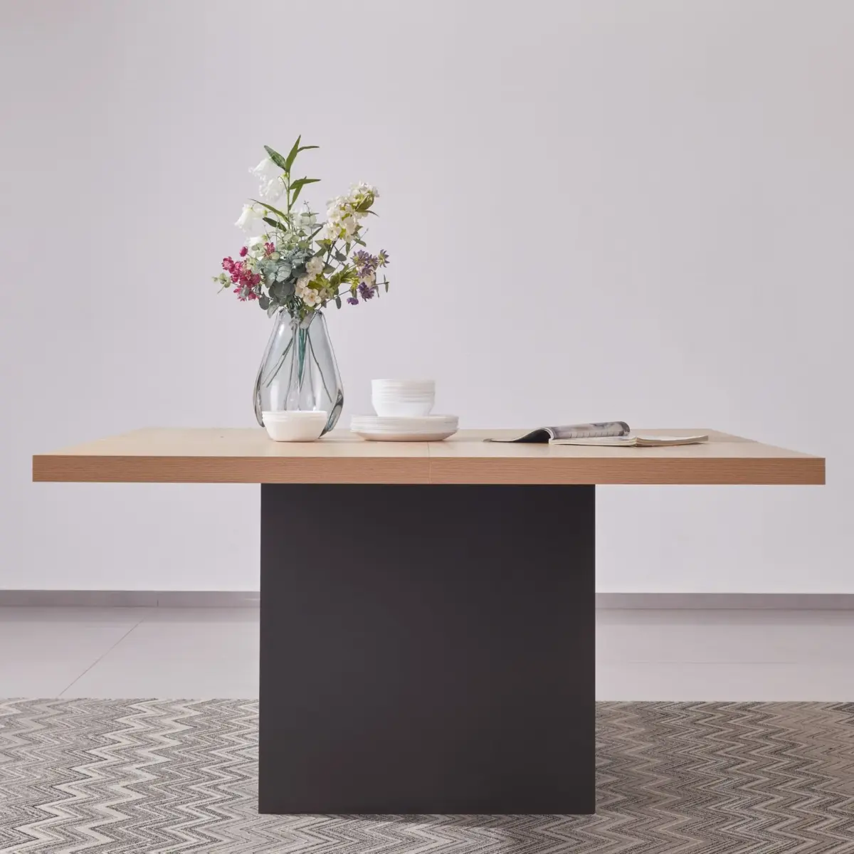 DINING Table Oak7055