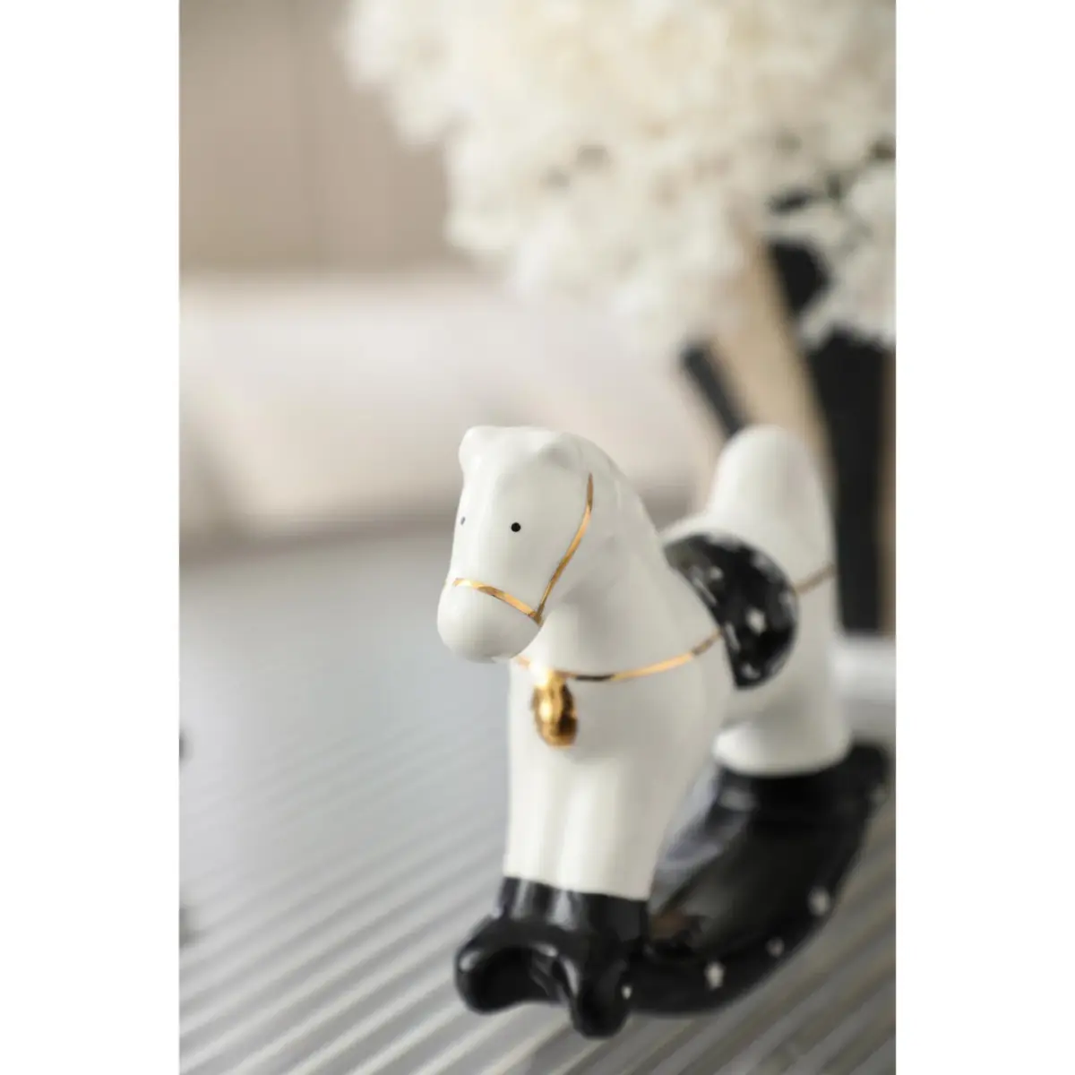 Pony B