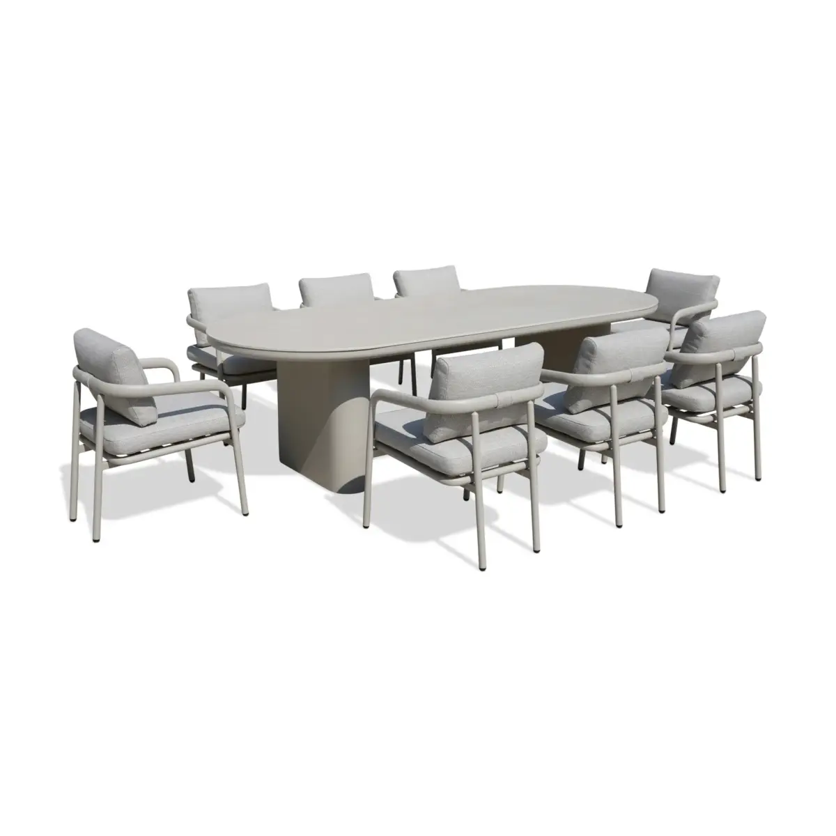 PINNIALE Outdoor Dining Set