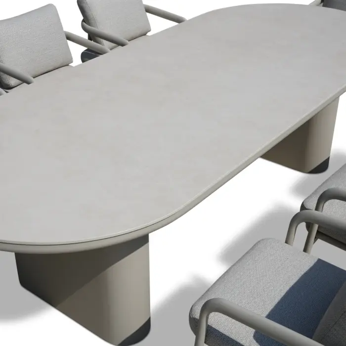 PINNIALE Outdoor Dining Set