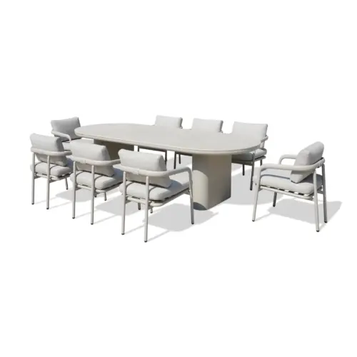 PINNIALE Outdoor Dining Set