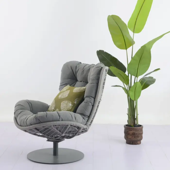 Dizzin Swivel Chair