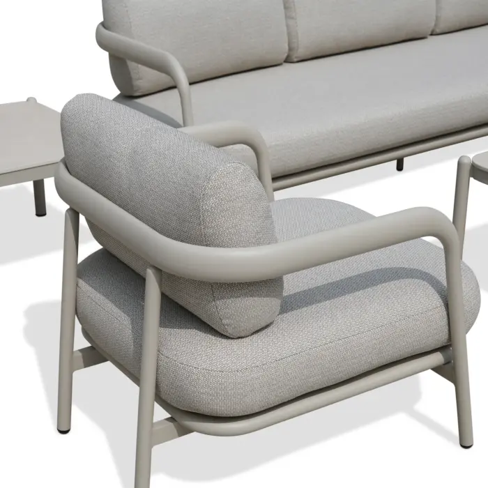 VAROSA Outdoor Lounge Set