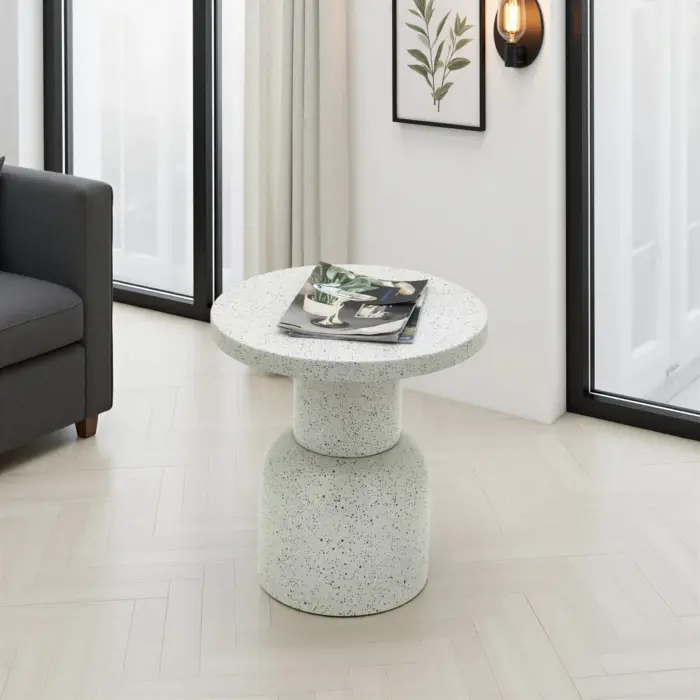 Vicino Side Table