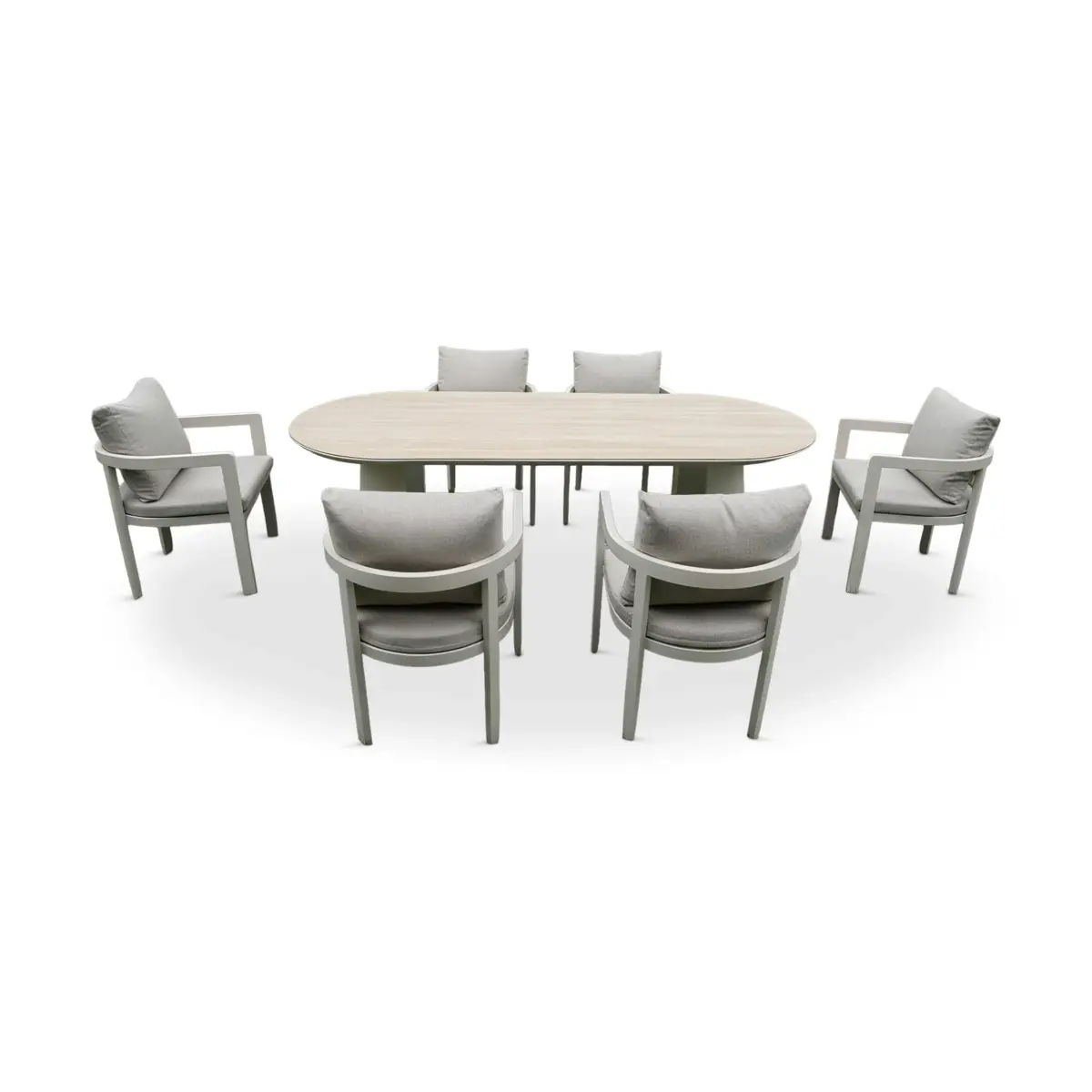 CHAVEN Outdoor Dining Set