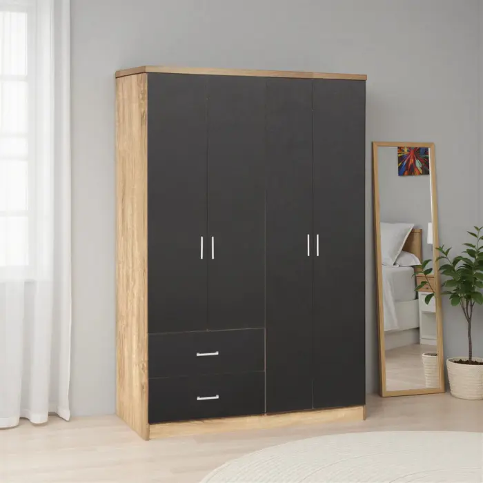 BRIANA Wardrobe