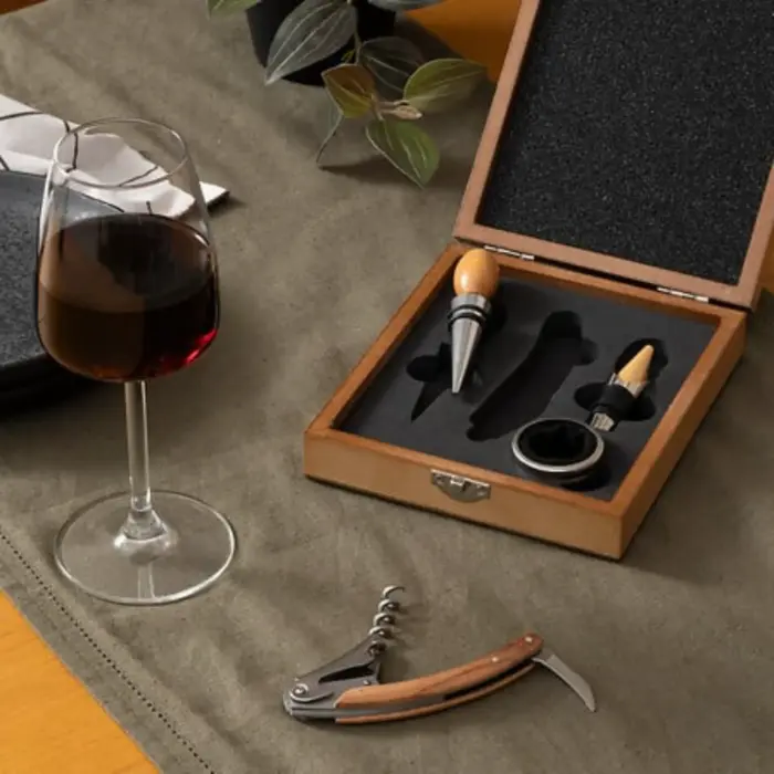 160753 (7) Sommelier Kit 4pcs Wood Marc