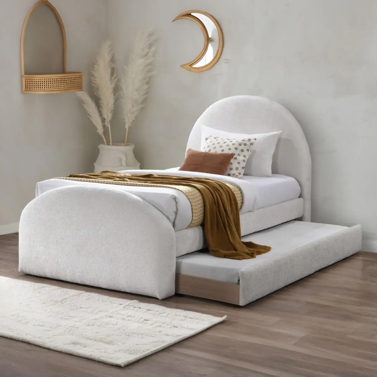 BEIGE TRUNDLE Bed