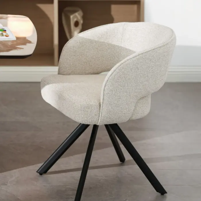UDC24074-Q52-02-12 IZZY Dining Chair