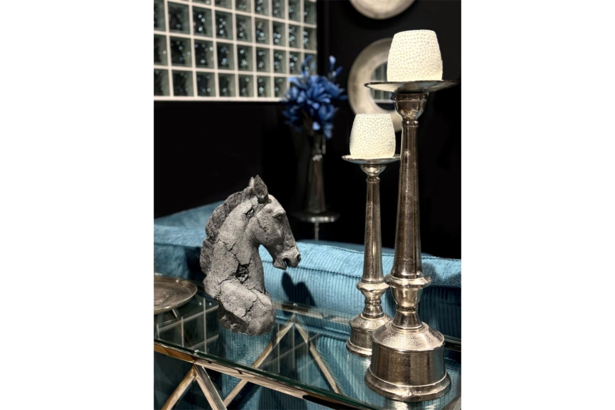 Pillar Candle Holder