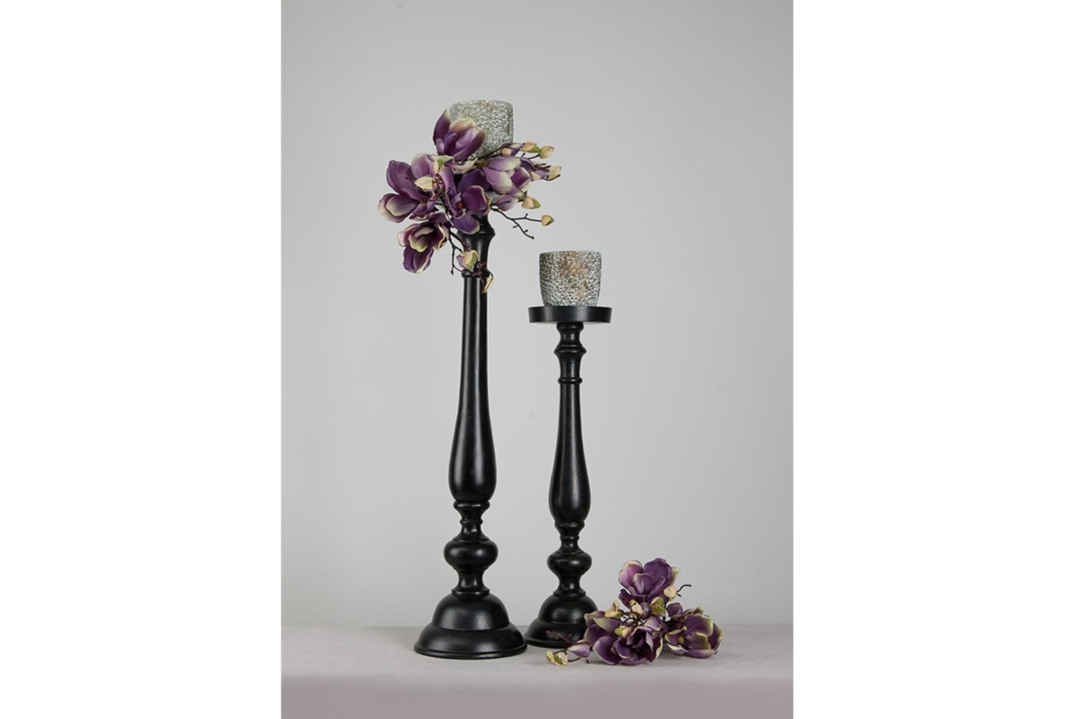 Ionas Candle Holder