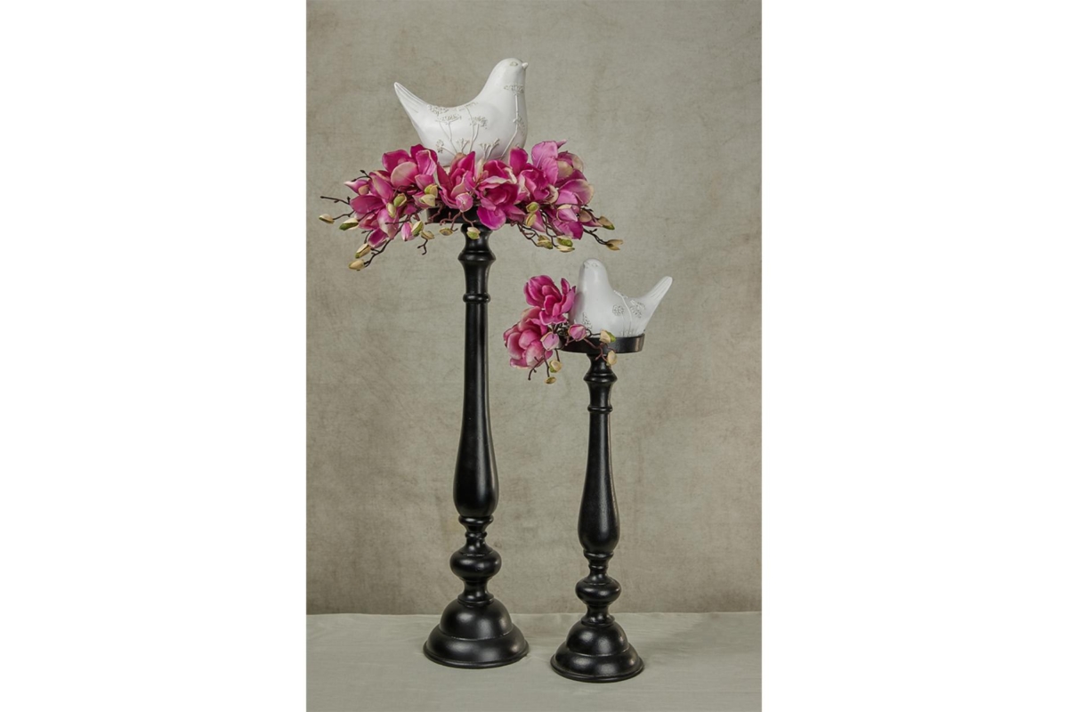 Ionas Candle Holder