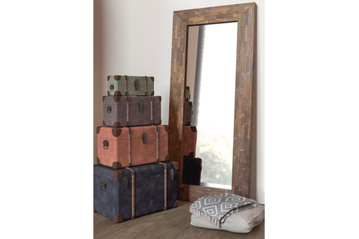 Woody Mirror