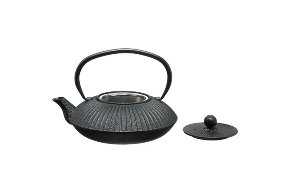 140619-1.jpg Garden Cast Iron Teapot