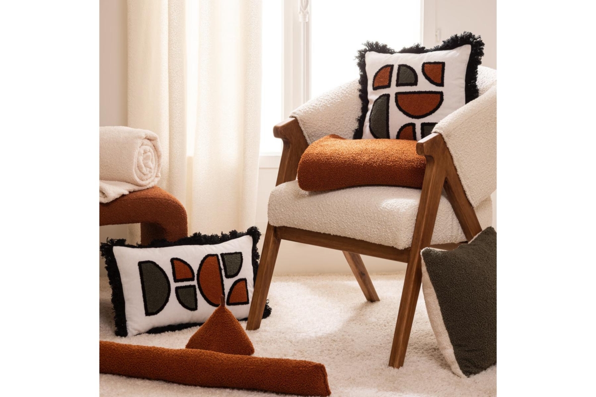 DOOR Decorative Cushion