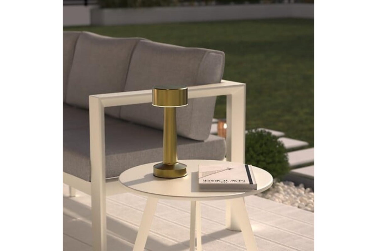 Halto Table Lamp Halto Table Lamp