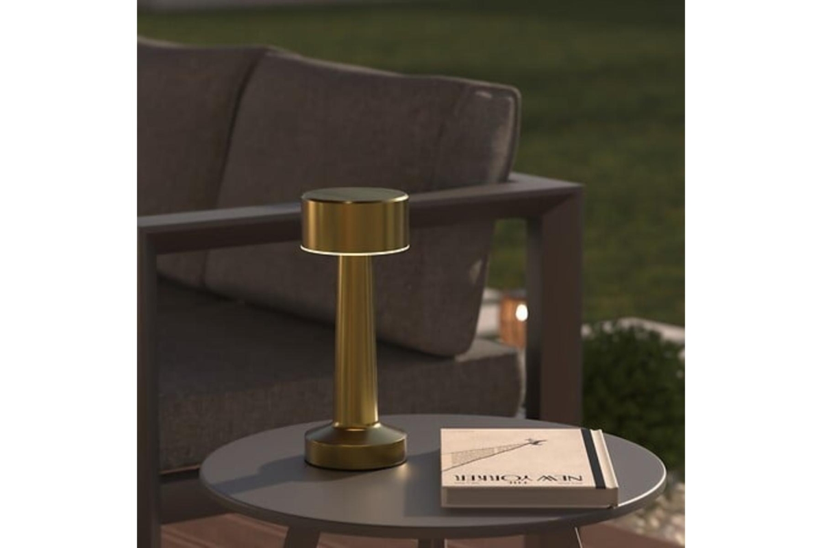 Halto Table Lamp Halto Table Lamp
