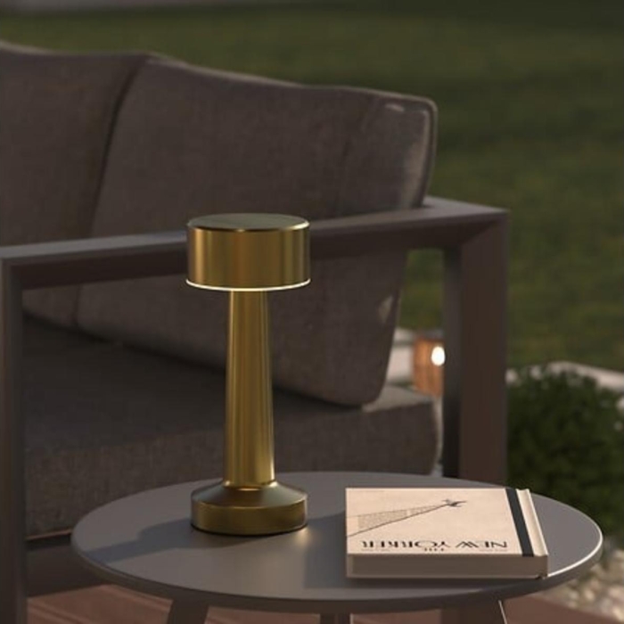 Halto Table Lamp Halto Table Lamp