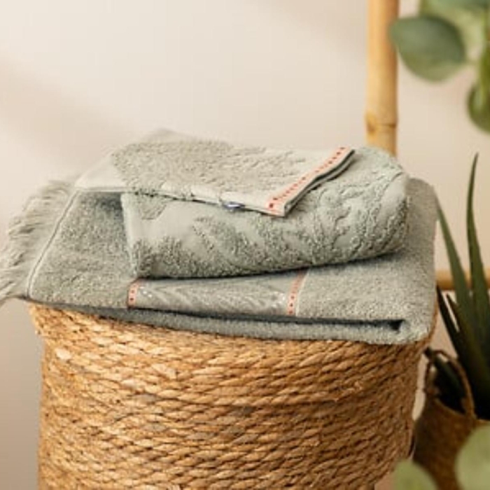 Cotton Towel Set – 3 Piece Bathroom Towel Set Cotton Towel Set – 3 Piece Bathroom Towel Set