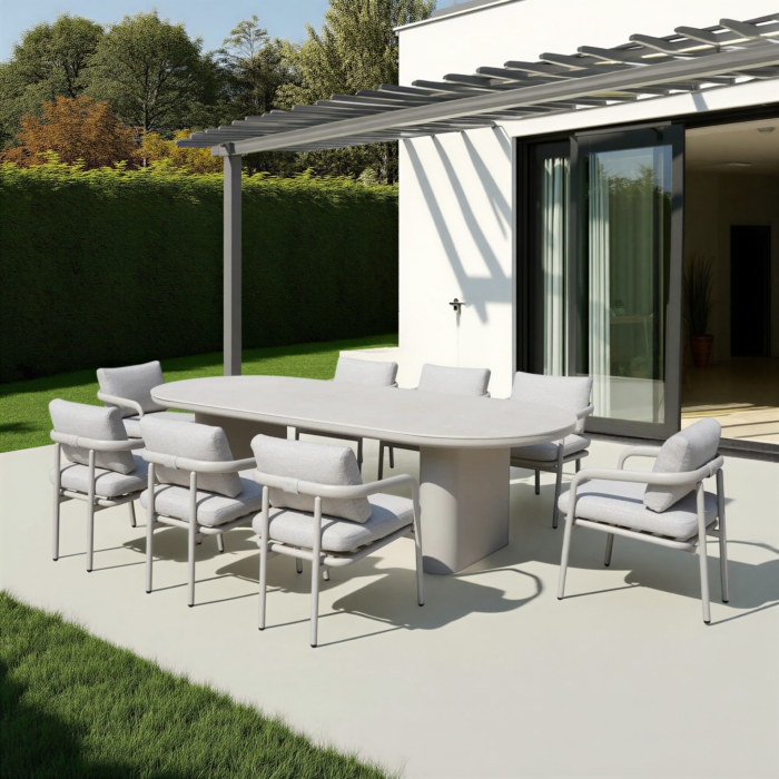 PINNIALE Outdoor Dining Set