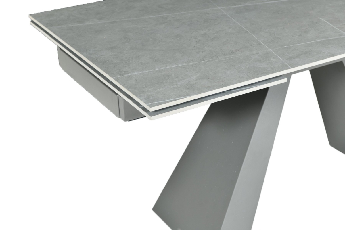 ARMOR Dining Table
