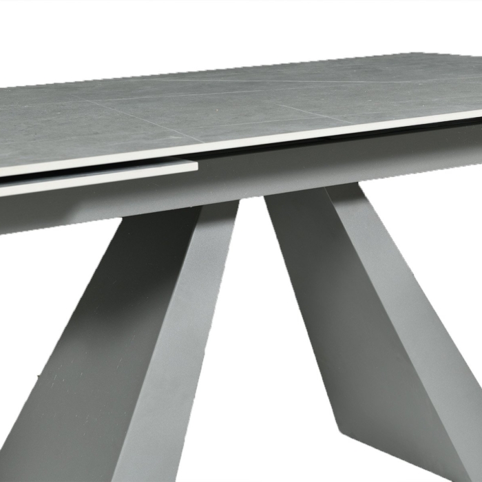 ARMOR Dining Table