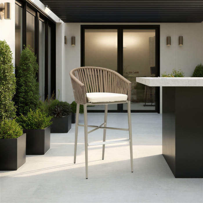 STOOLII Bar Stool