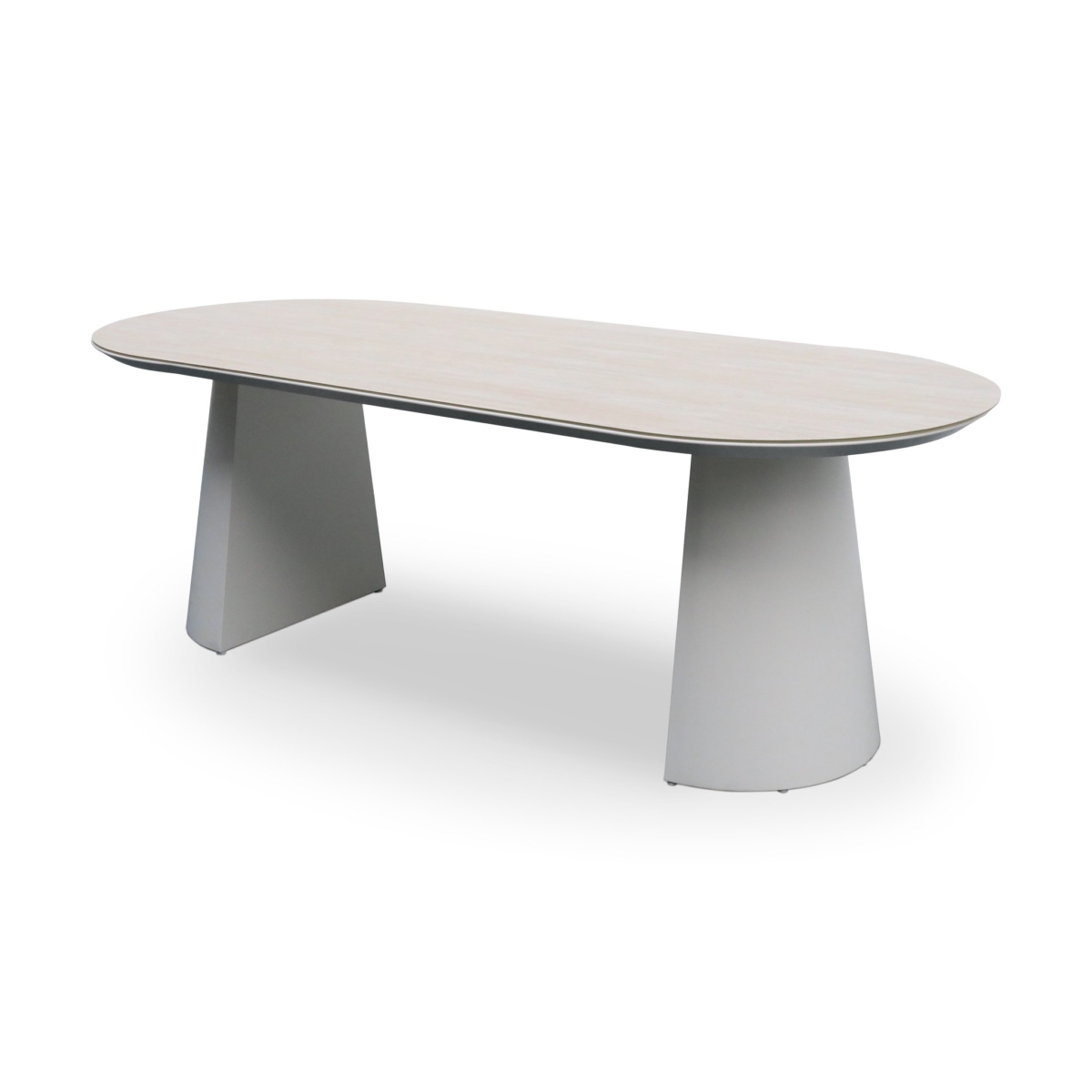 CHAVEN Outdoor Dining Set
