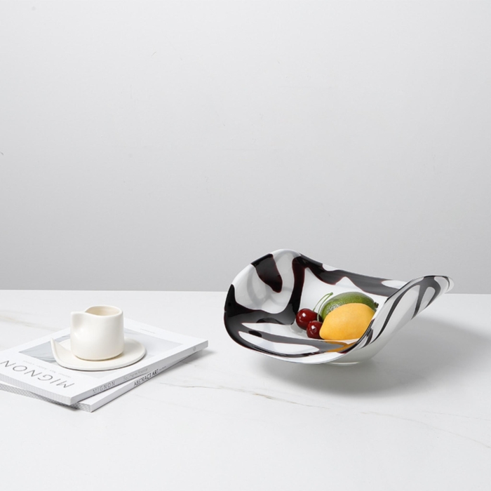 FB-E22007-2.jpg Black Line Bowl