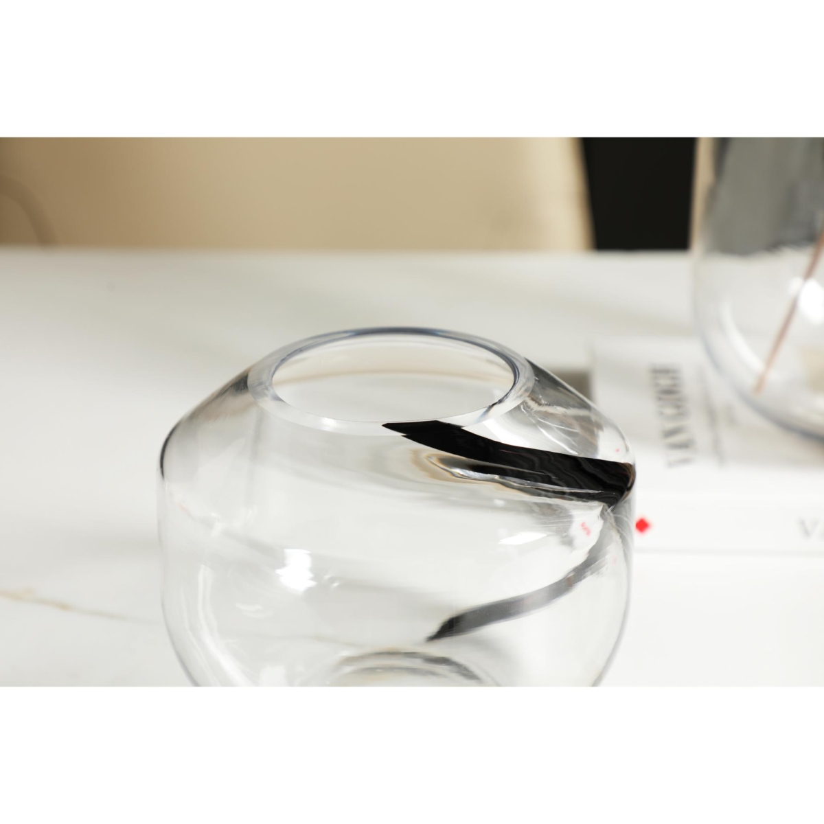 FB-E24012B-4.jpg Line Bottle