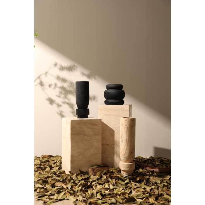 Black Circle Vase