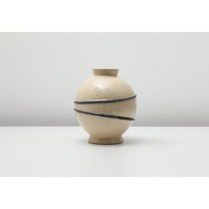 FD-D24063-5.jpg Astral Vase