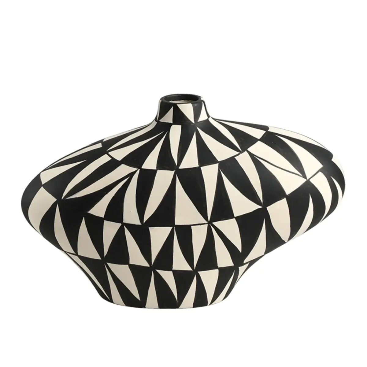 FD-D24067B.webp Triangular Vase